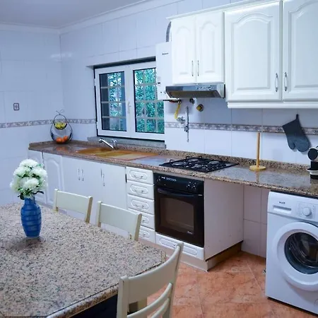 Vivenda Carthagena, House * Fundão